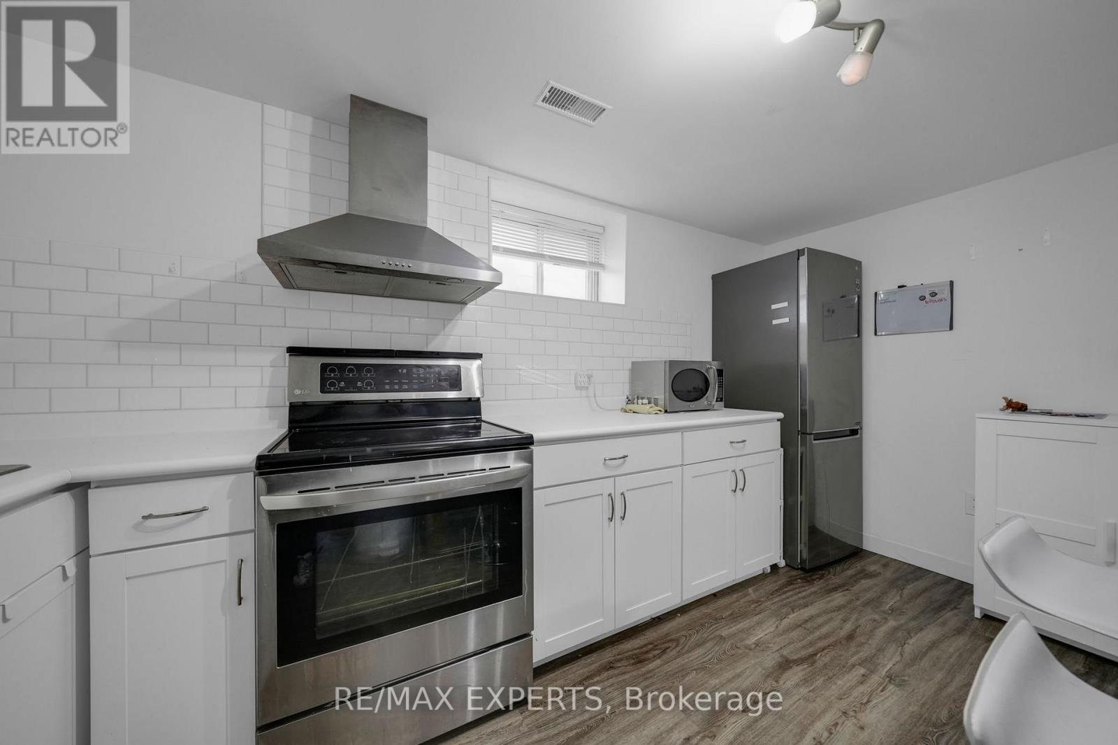 4 Larchmere Avenue, Toronto, Ontario  M9L 2N1 - Photo 37 - W12565078