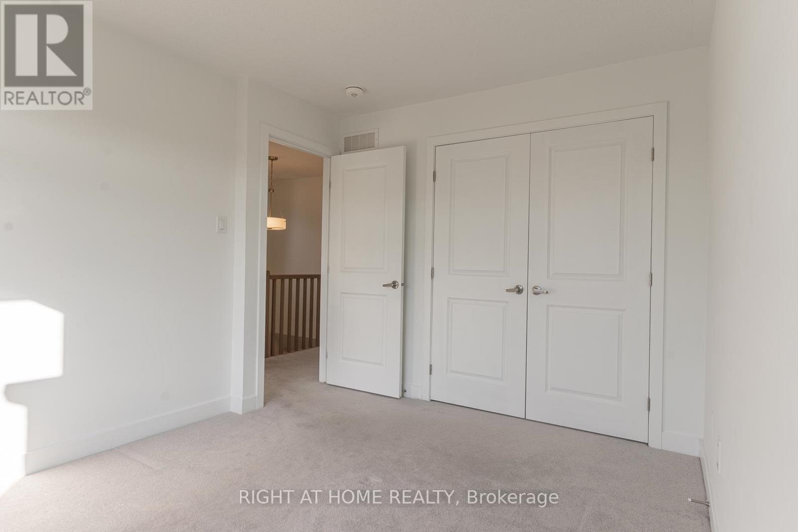 16 Nettle Crescent, Ottawa, Ontario K1T 0W8 - Photo 20 - X12565092