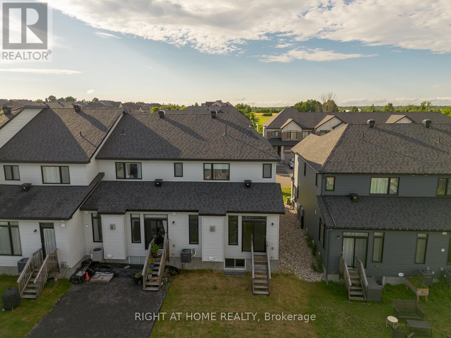 16 Nettle Crescent, Ottawa, Ontario K1T 0W8 - Photo 29 - X12565092