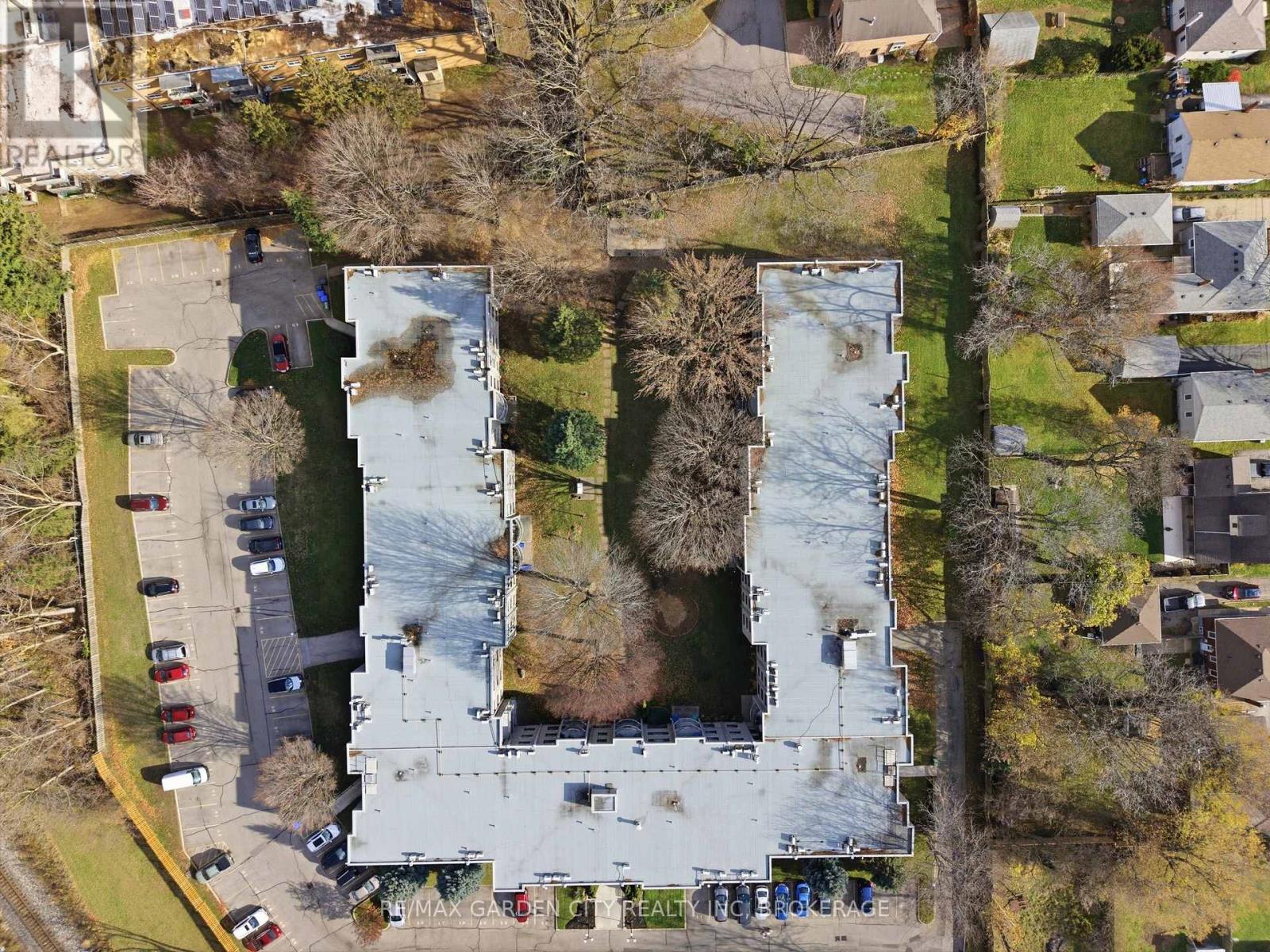 230 - 4658 Drummond Road, Niagara Falls, Ontario  L2E 7E1 - Photo 29 - X12565118