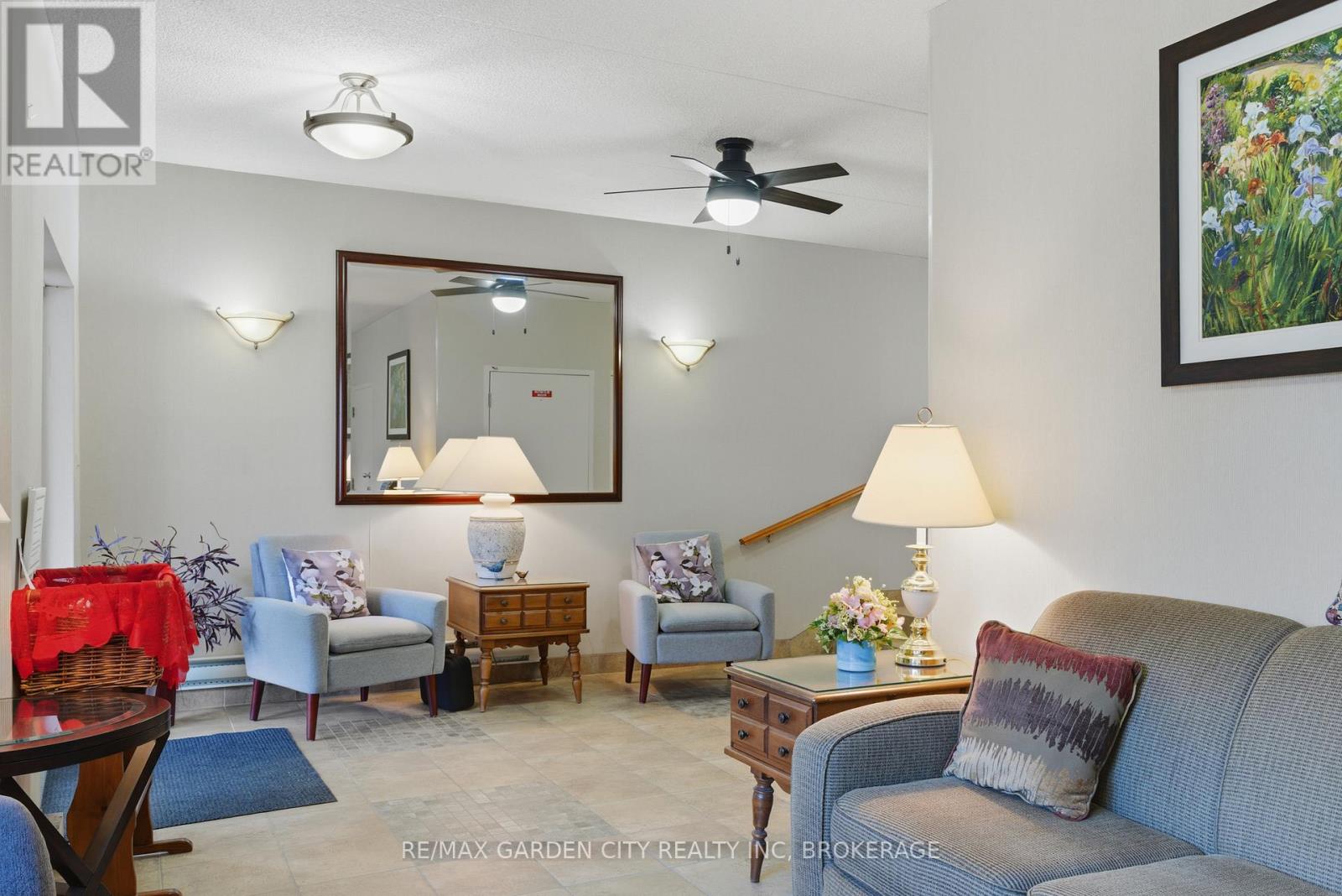 230 - 4658 Drummond Road, Niagara Falls, Ontario  L2E 7E1 - Photo 33 - X12565118