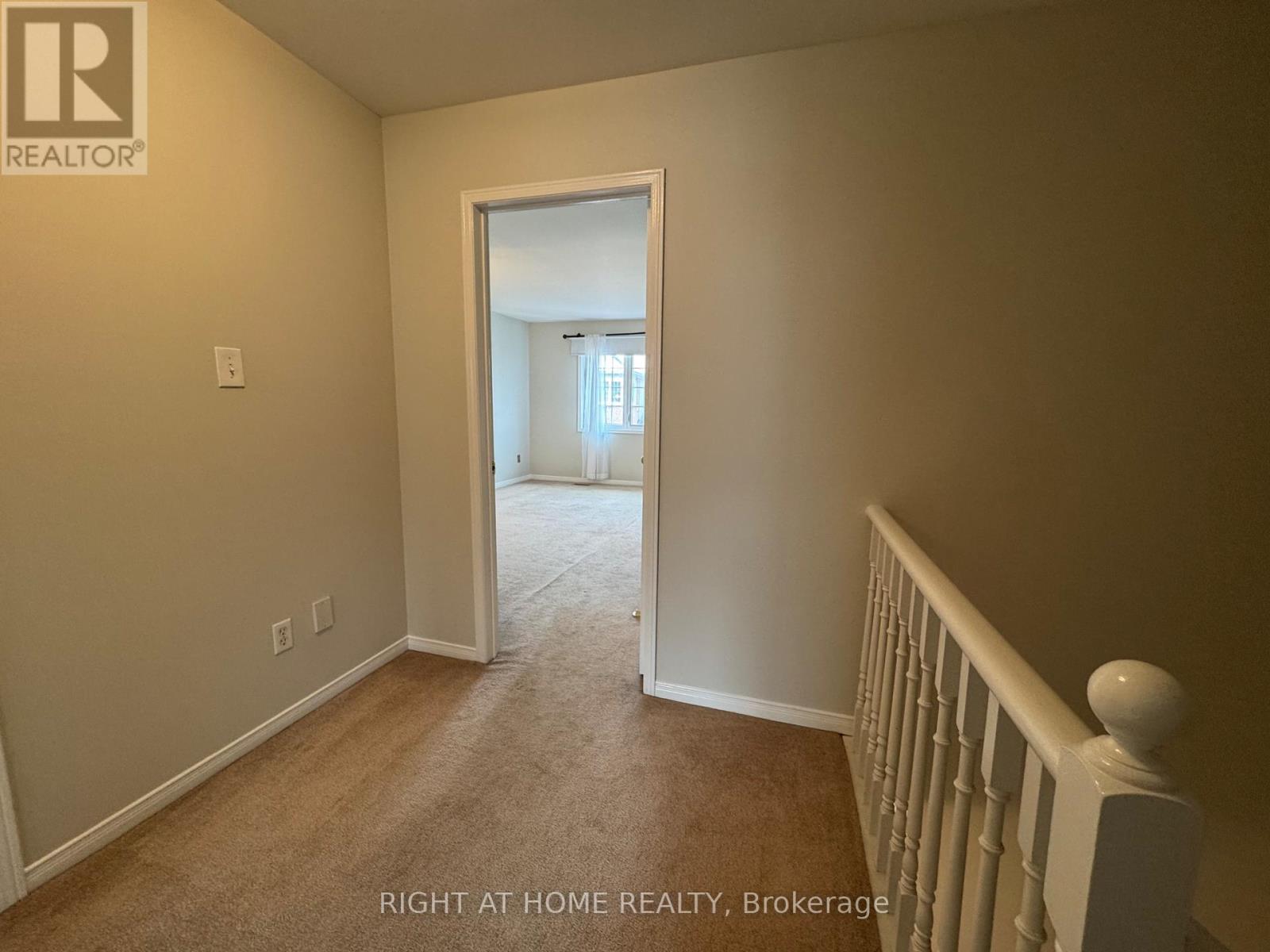 43 A - 5205 Glen Erin Drive, Mississauga, Ontario  L5M 5N6 - Photo 10 - W12486723