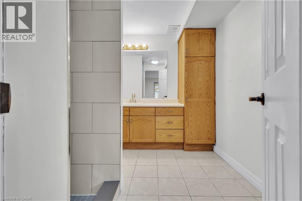 18 Wallace Drive Unit# Basement, Cambridge, Ontario  N1T 1K7 - Photo 16 - 40789475