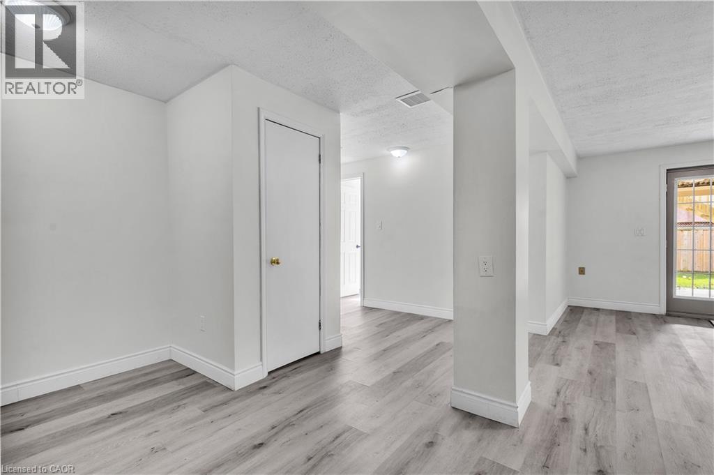 18 Wallace Drive Unit# Basement, Cambridge, Ontario  N1T 1K7 - Photo 19 - 40789475