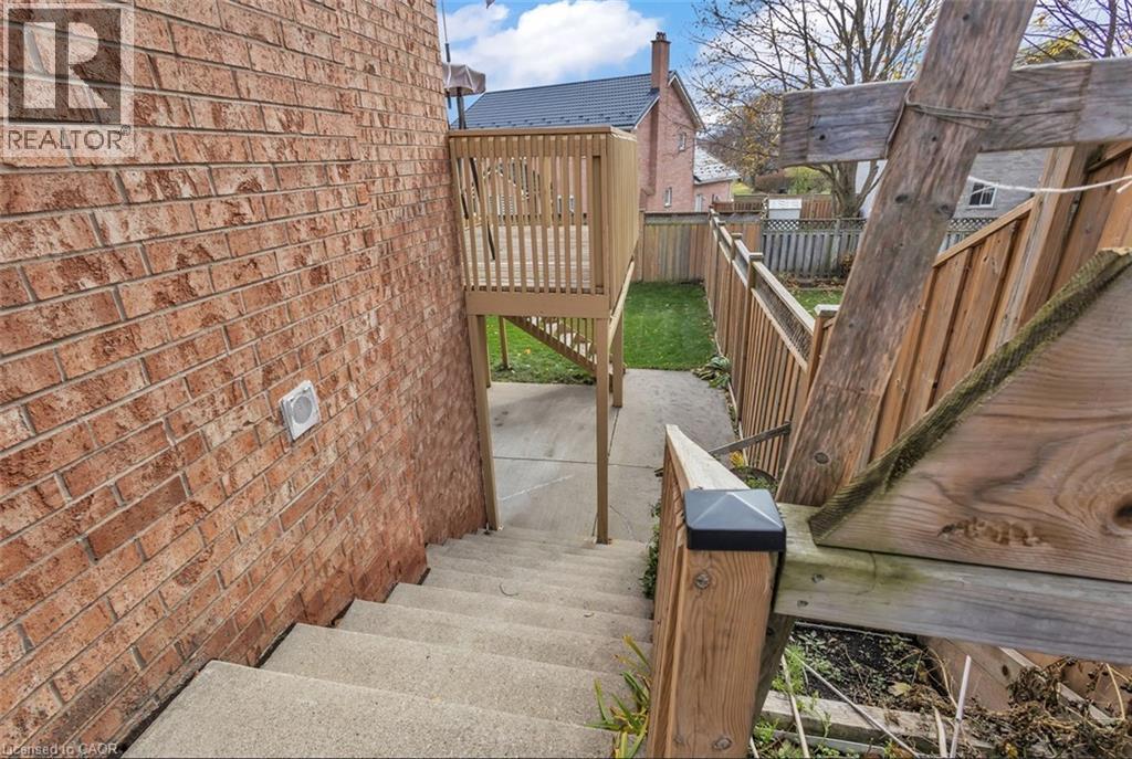 18 Wallace Drive Unit# Basement, Cambridge, Ontario  N1T 1K7 - Photo 3 - 40789475