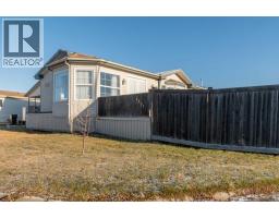 8501 90A Street MH - Creekside