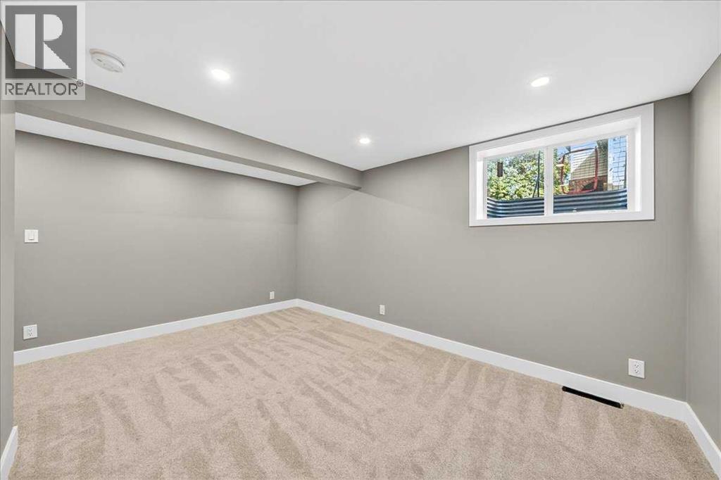 4828 Nelson Road Nw, Calgary, Alberta  T2K 2L9 - Photo 32 - A2257321