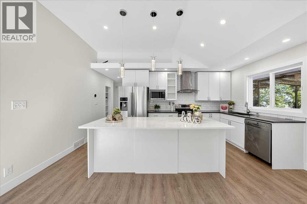 4828 Nelson Road Nw, Calgary, Alberta  T2K 2L9 - Photo 9 - A2257321