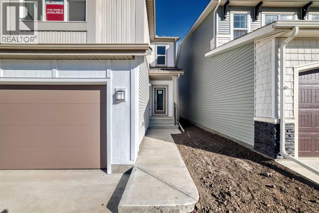 39 Bartlett Row Se, Calgary, Alberta  T3S 0P1 - Photo 2 - A2260490