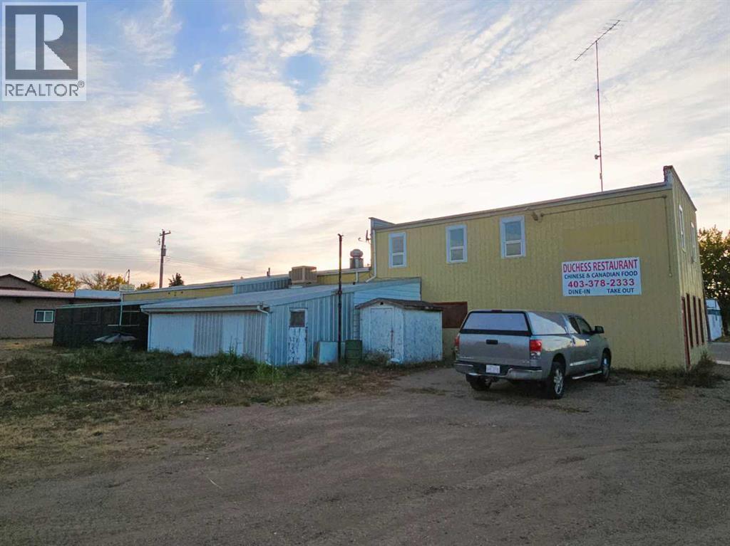 102 Railway Avenue E, Duchess, Alberta  T2E 0Z0 - Photo 2 - A2271967