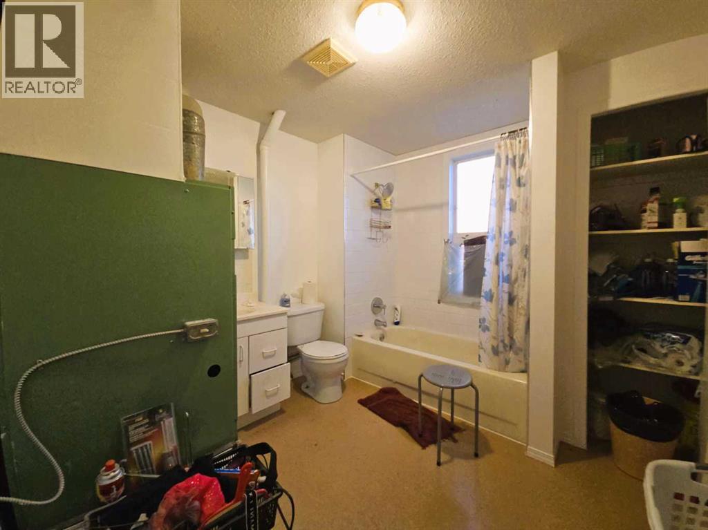 102 Railway Avenue E, Duchess, Alberta  T2E 0Z0 - Photo 36 - A2271967