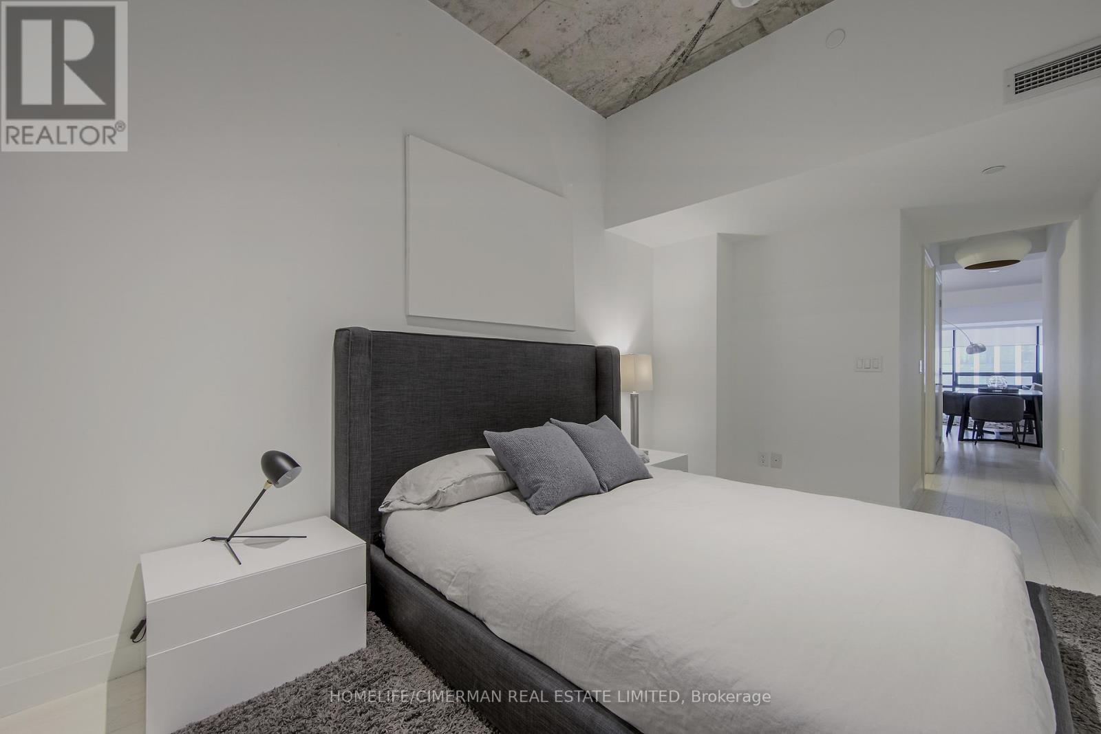 501 - 224 King Street W, Toronto, Ontario  M5V 1H8 - Photo 16 - C12565096