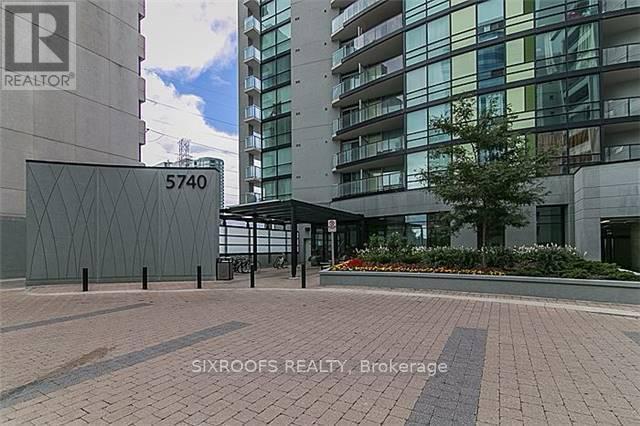 2010 - 5740 YONGE STREET, Toronto, Ontario