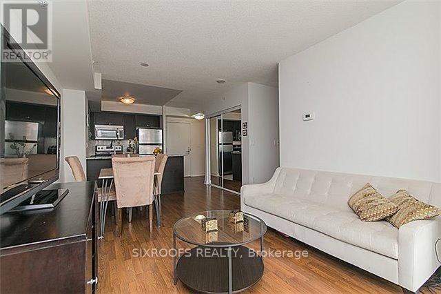 2010 - 5740 Yonge Street, Toronto, Ontario  M2M 3T3 - Photo 10 - C12565114