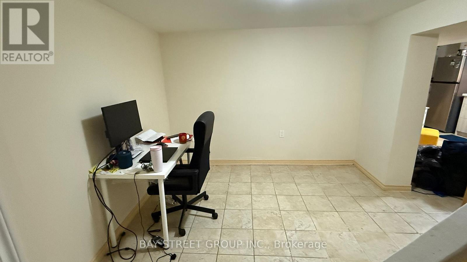 Bsmt - 657 Pharmacy Avenue, Toronto, Ontario  M1L 3H6 - Photo 3 - E12565104