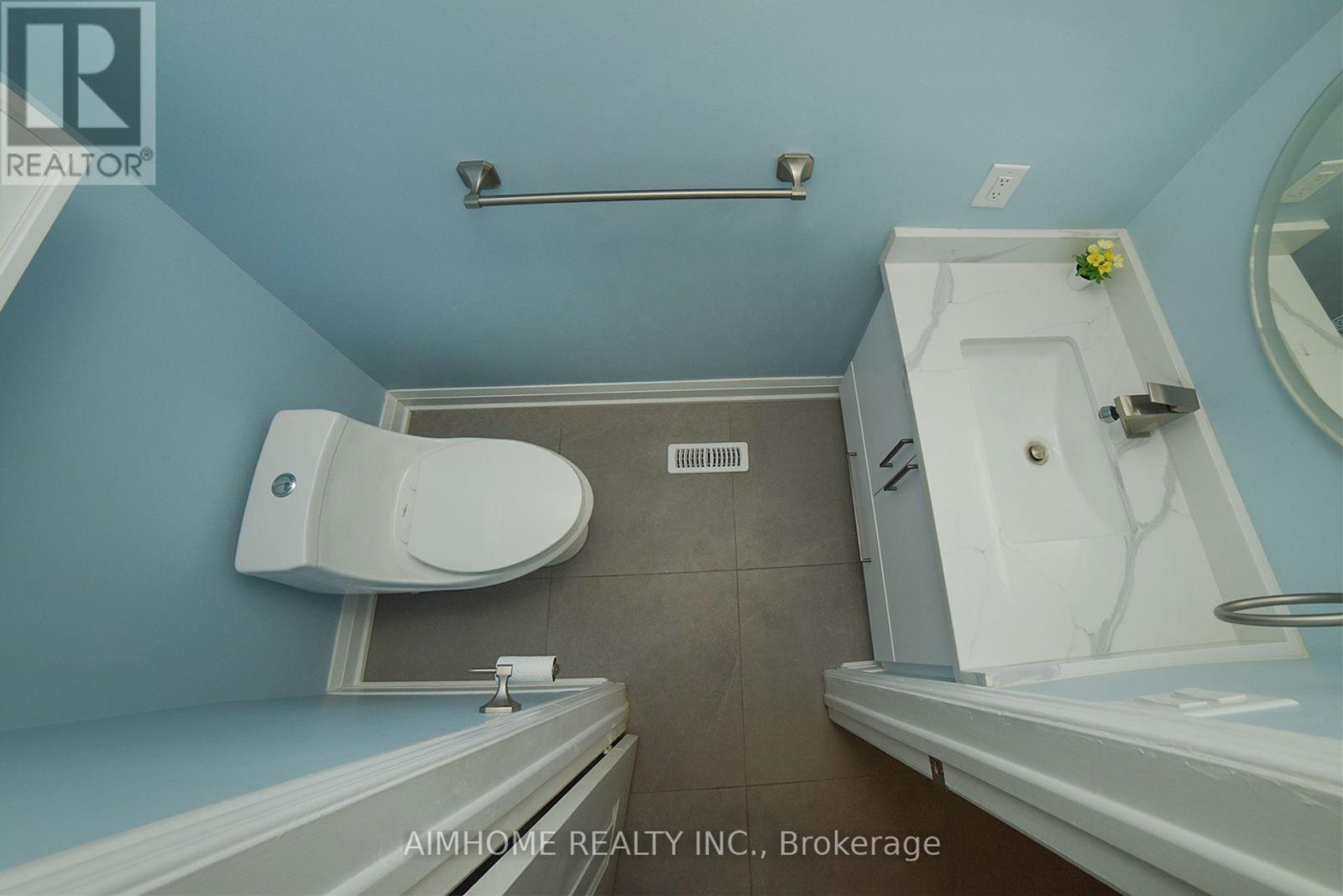 28 Longbow Square, Toronto, Ontario  M1W 2W7 - Photo 21 - E12565106