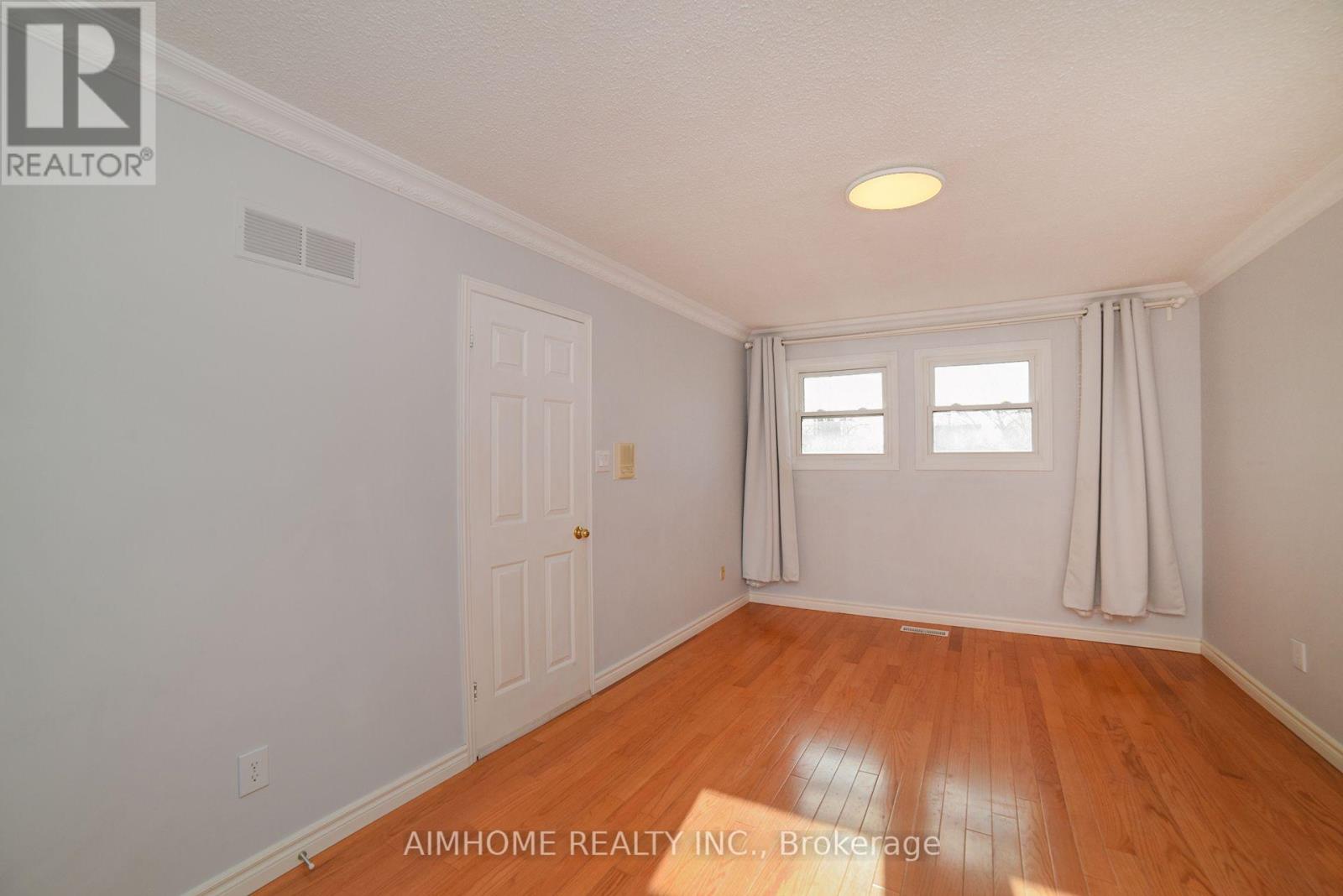 28 Longbow Square, Toronto, Ontario  M1W 2W7 - Photo 30 - E12565106