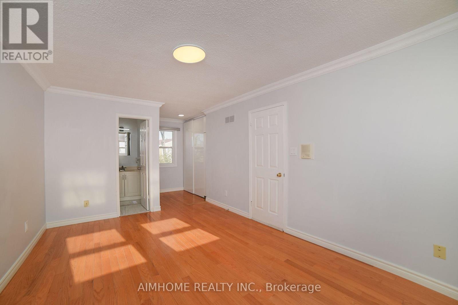 28 Longbow Square, Toronto, Ontario  M1W 2W7 - Photo 31 - E12565106