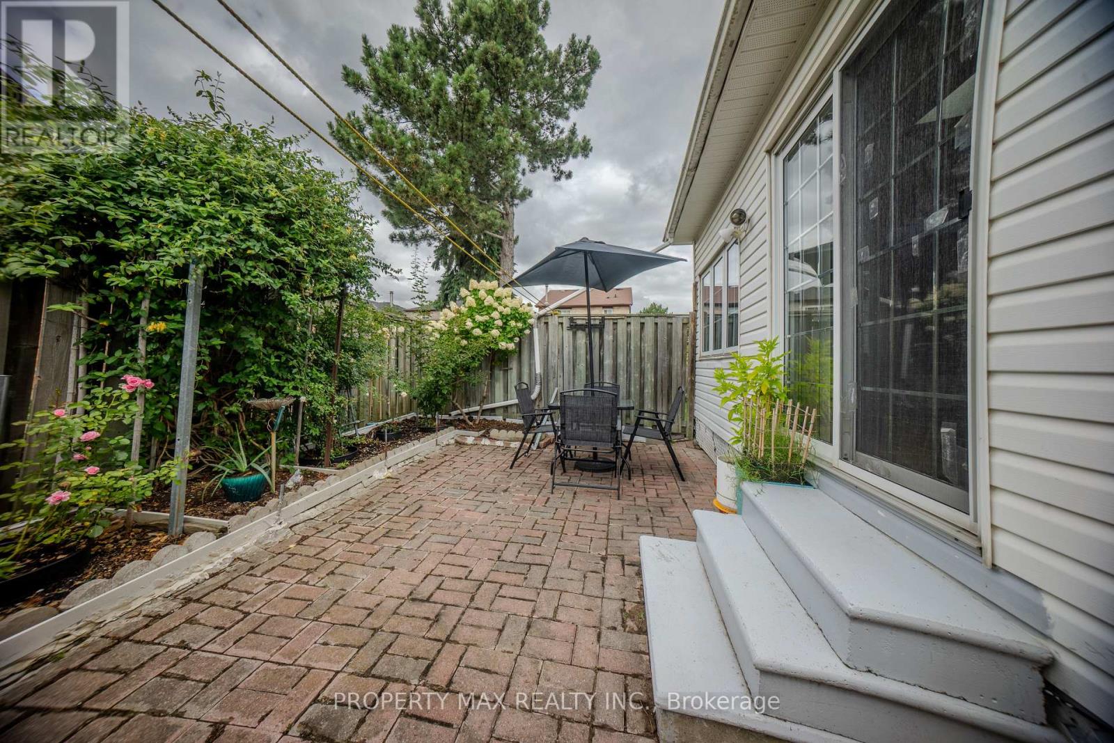 52 Whispering Willow Pathway, Toronto, Ontario  M1B 4B3 - Photo 24 - E12565122