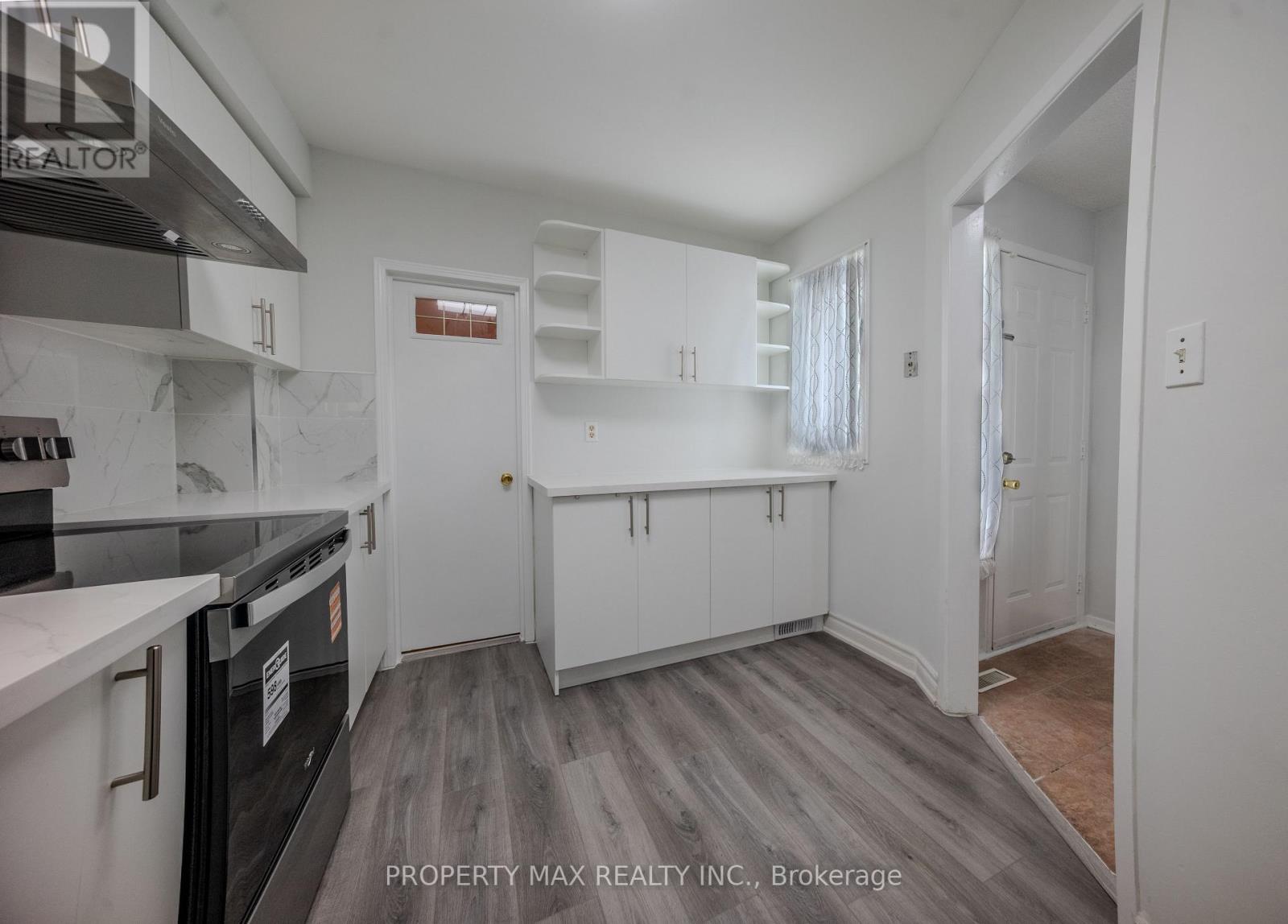 52 Whispering Willow Pathway, Toronto, Ontario  M1B 4B3 - Photo 5 - E12565122