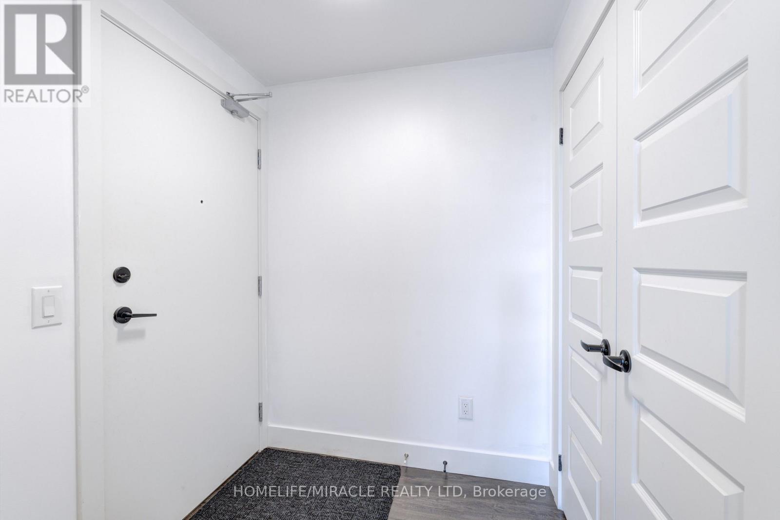 402 - 26 Lowes Road W, Guelph, Ontario N1G 4X2 - Photo 7 - X12462908