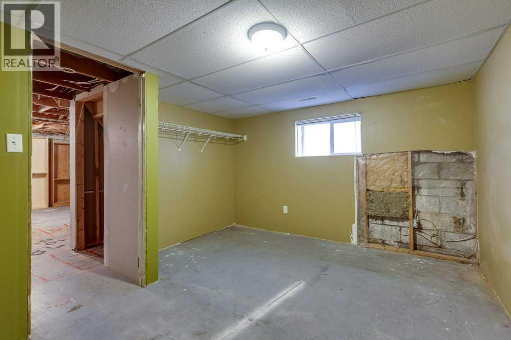 4915 44 Street, Innisfail, Alberta  T4G 1M7 - Photo 36 - A2271713