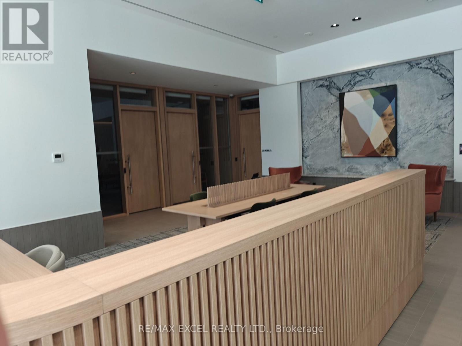 1903 - 395 SQUARE ONE DRIVE, Mississauga, Ontario