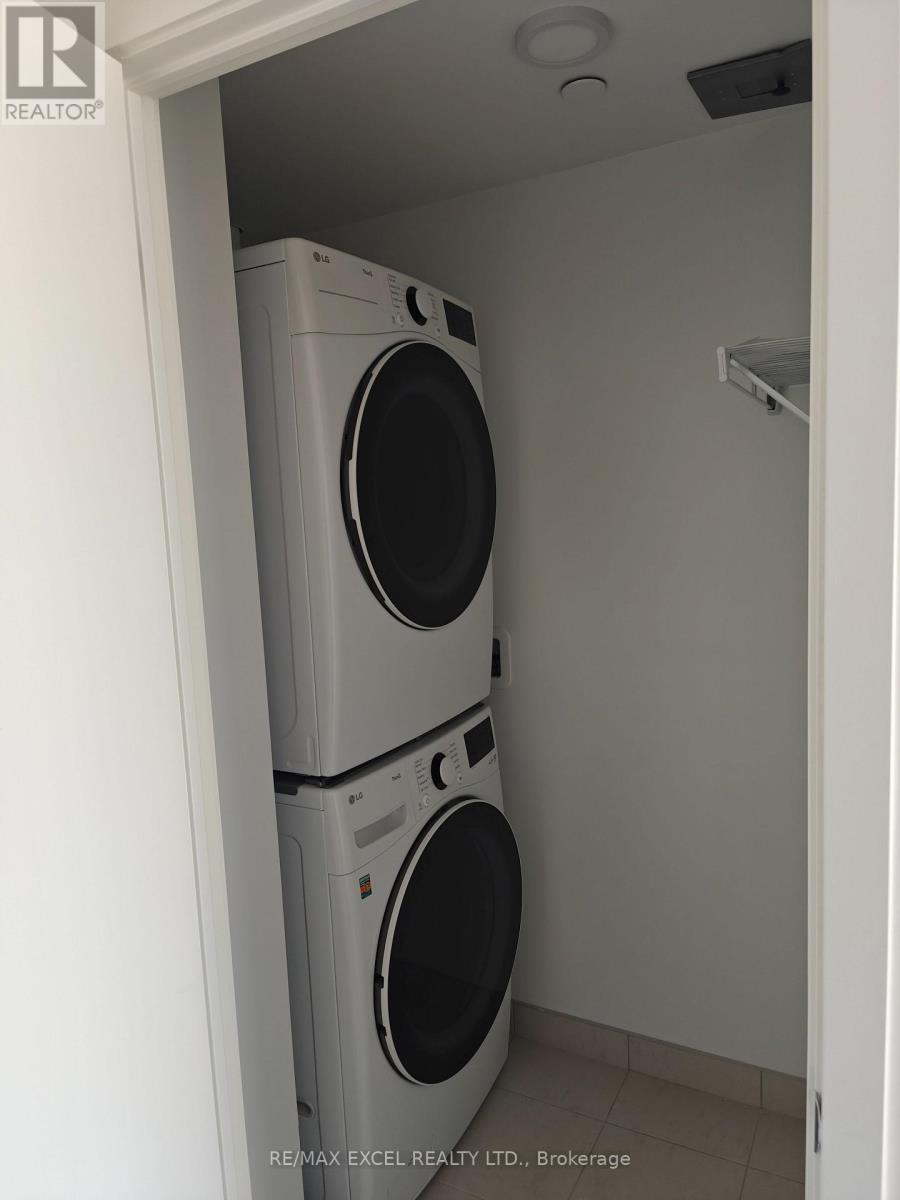 1903 - 395 Square One Drive, Mississauga, Ontario  L5B 0P6 - Photo 17 - W12565094