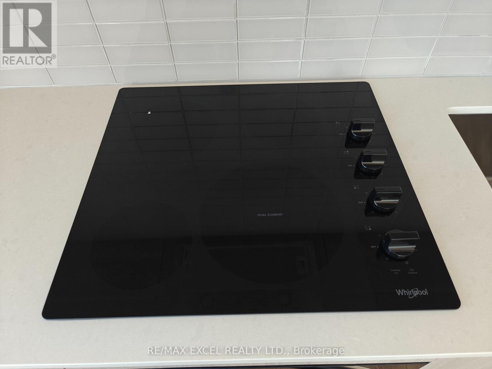 1903 - 395 Square One Drive, Mississauga, Ontario  L5B 0P6 - Photo 21 - W12565094