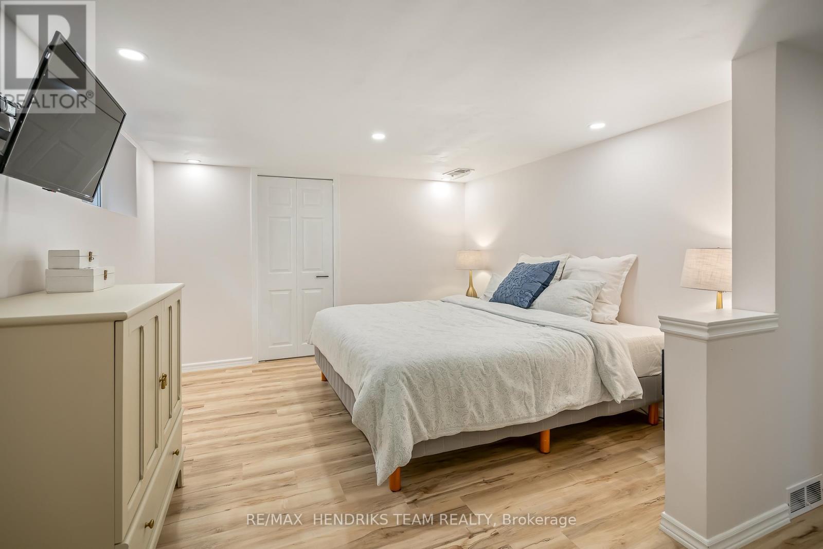 12 Duncan Drive, St. Catharines, Ontario  L2N 3N9 - Photo 25 - X12565134