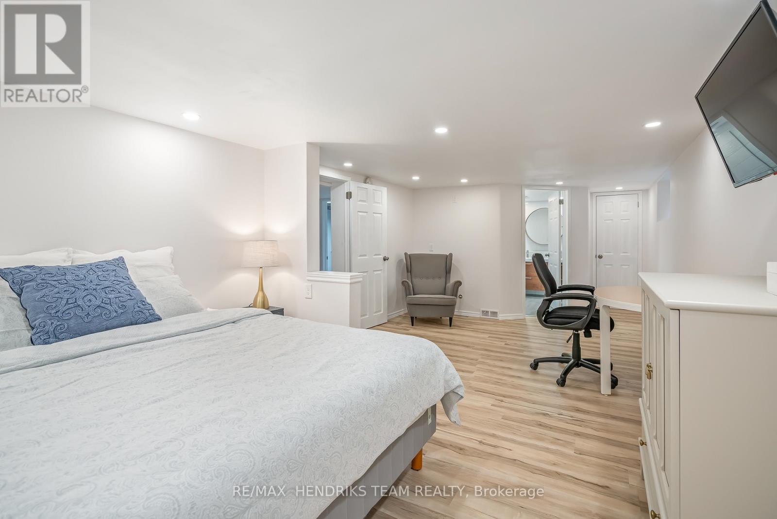 12 Duncan Drive, St. Catharines, Ontario  L2N 3N9 - Photo 27 - X12565134