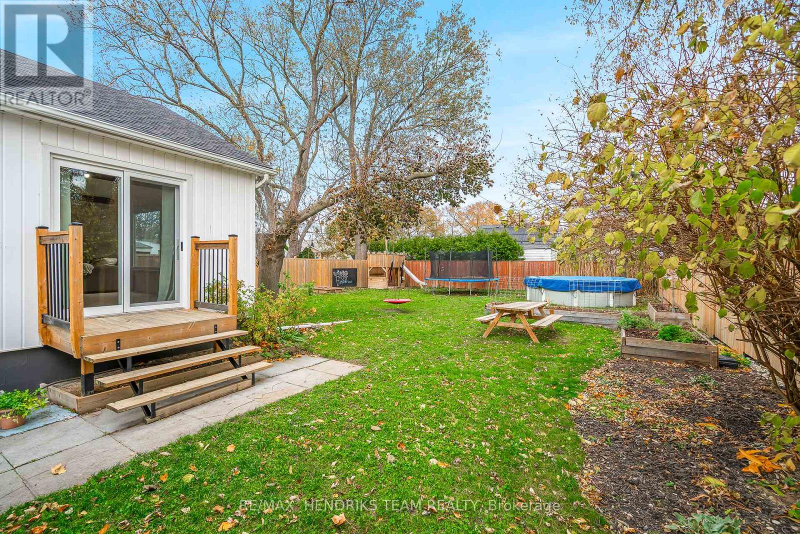 12 Duncan Drive, St. Catharines, Ontario  L2N 3N9 - Photo 37 - X12565134