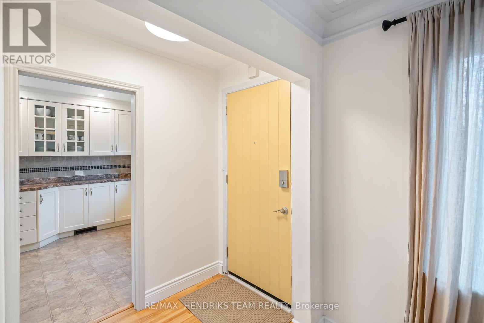 12 Duncan Drive, St. Catharines, Ontario  L2N 3N9 - Photo 4 - X12565134