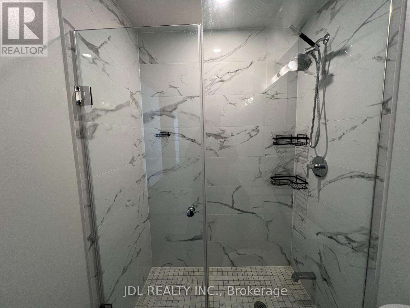 1901 - 95 Oneida Crescent, Richmond Hill, Ontario  L4B 0H5 - Photo 13 - N12565140