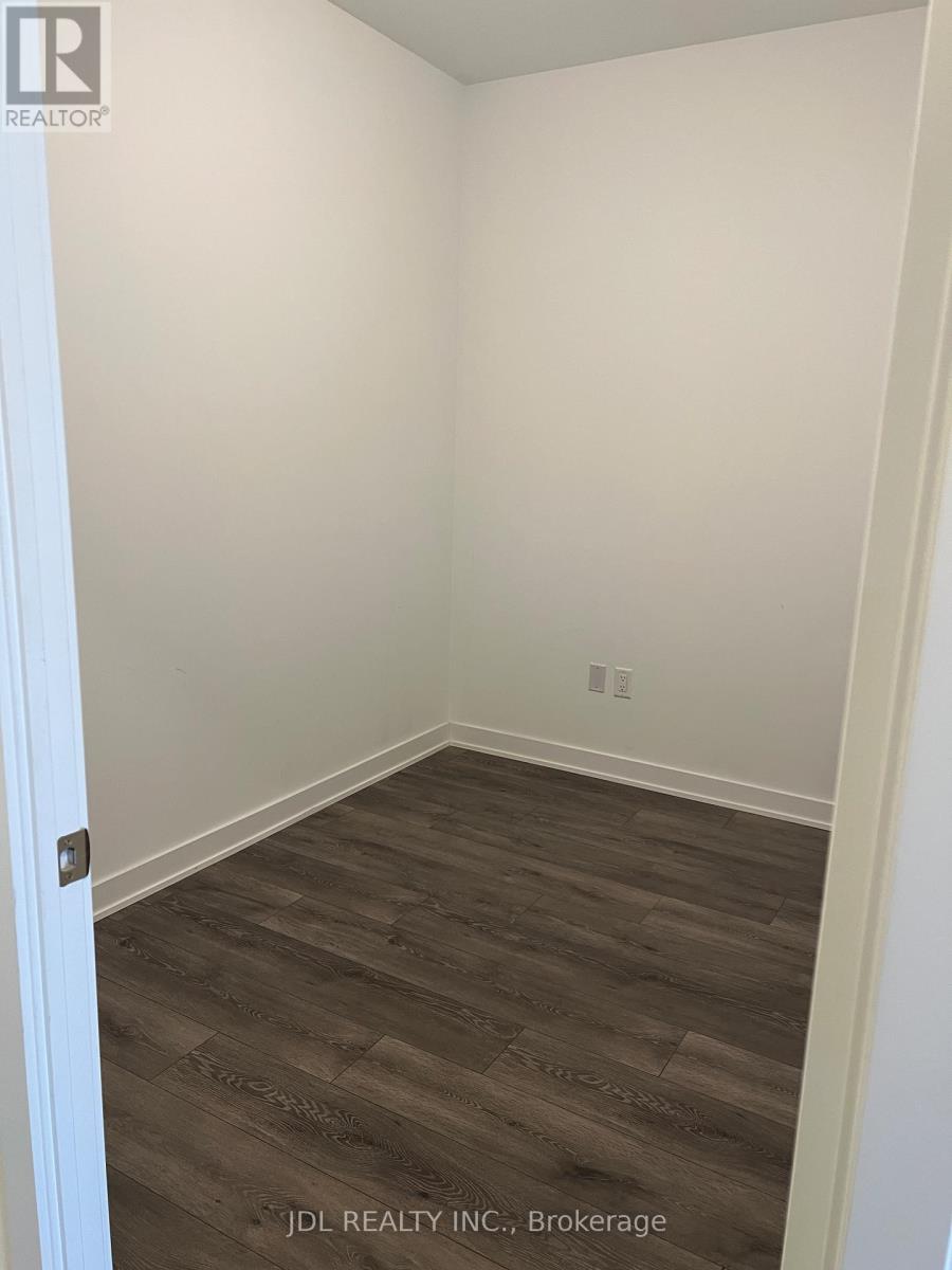 1901 - 95 Oneida Crescent, Richmond Hill, Ontario  L4B 0H5 - Photo 9 - N12565140