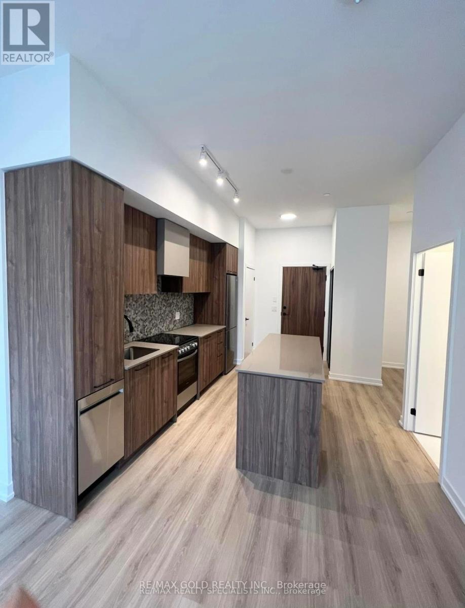 102 - 10 Lagerfeld Drive, Brampton, Ontario  L7A 5L3 - Photo 4 - W12565124