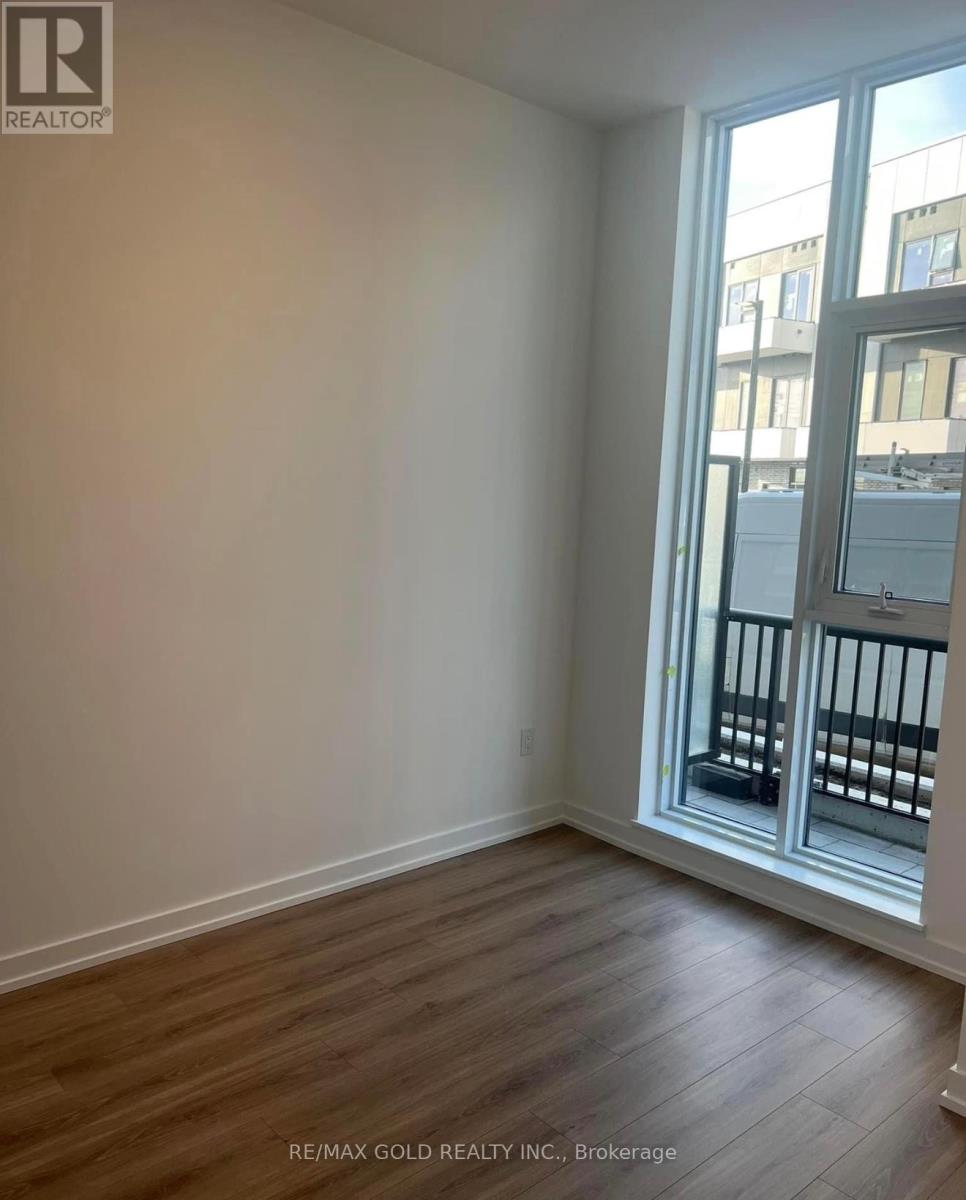 102 - 10 Lagerfeld Drive, Brampton, Ontario  L7A 5L3 - Photo 9 - W12565124