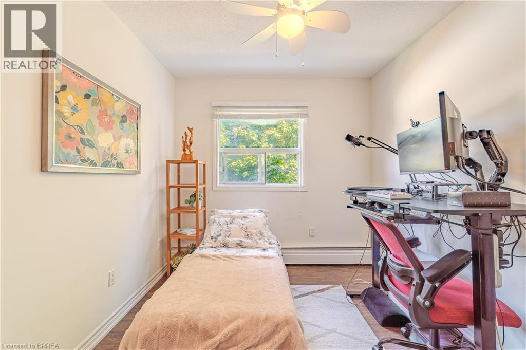 648 Grey Street Unit# 305, Brantford, Ontario  N3S 4Y3 - Photo 12 - 40775577