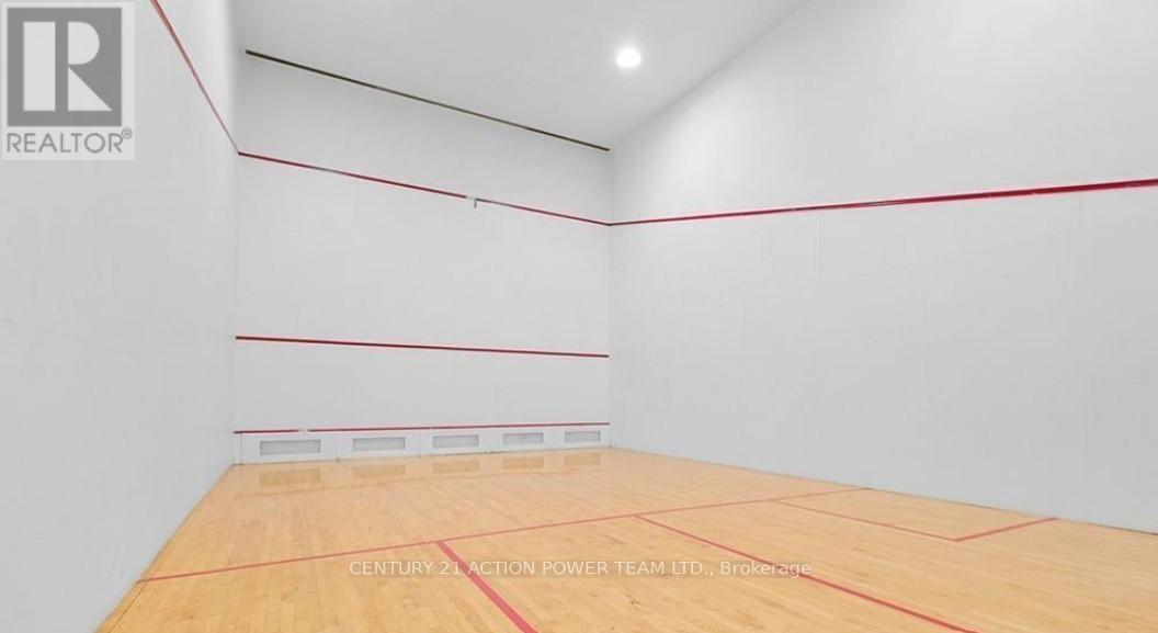 209 - 270 Brittany Drive, Ottawa, Ontario  K1K 4M3 - Photo 24 - X12565158