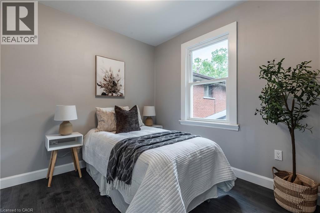 164 London Street N, Hamilton, Ontario  L8H 4B8 - Photo 31 - 40789728