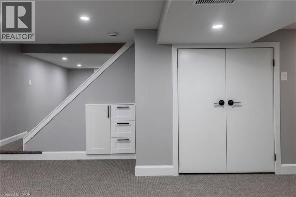 164 London Street N, Hamilton, Ontario  L8H 4B8 - Photo 34 - 40789728