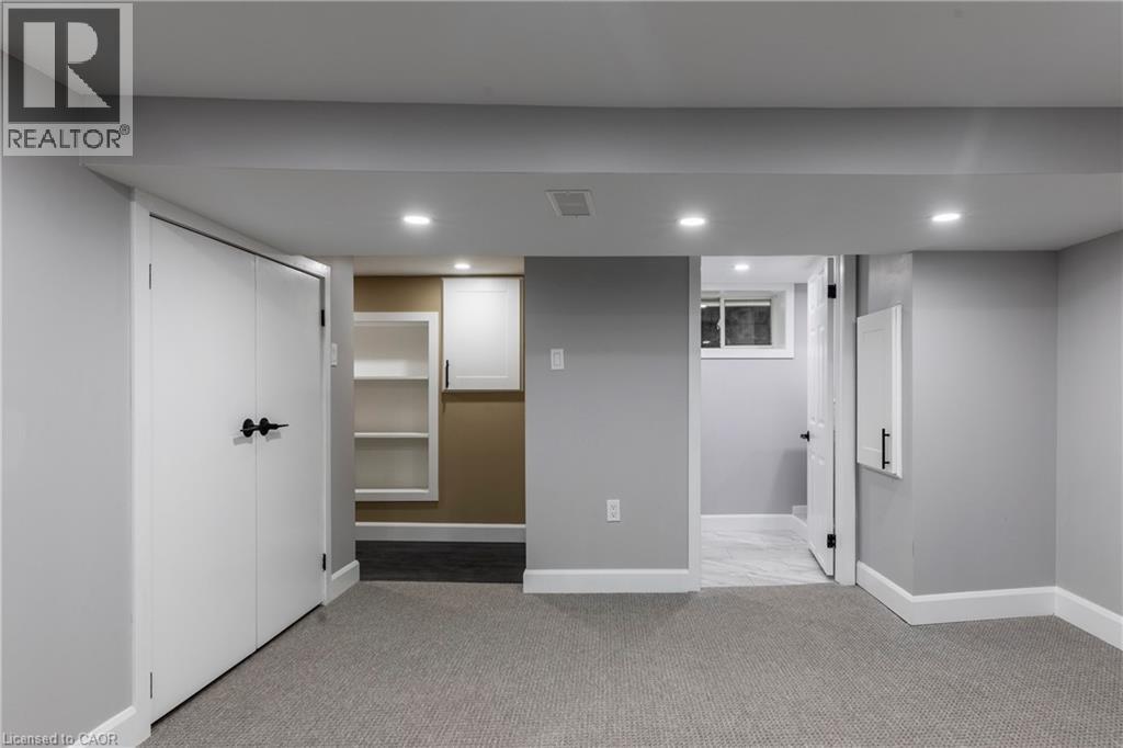 164 London Street N, Hamilton, Ontario  L8H 4B8 - Photo 38 - 40789728