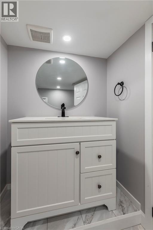 164 London Street N, Hamilton, Ontario  L8H 4B8 - Photo 42 - 40789728