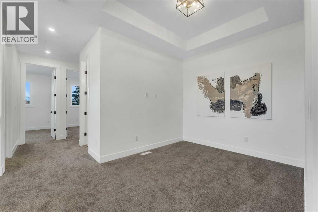 8718 34 Avenue Nw, Calgary, Alberta  T3B 1R7 - Photo 20 - A2270544