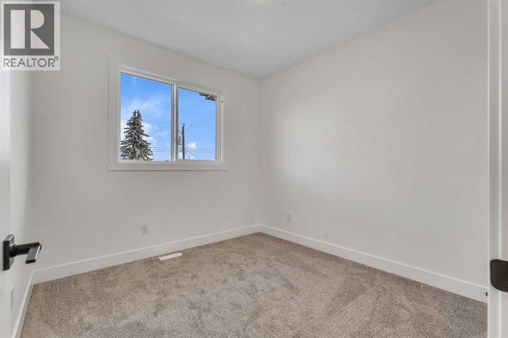 8718 34 Avenue Nw, Calgary, Alberta  T3B 1R7 - Photo 32 - A2270544