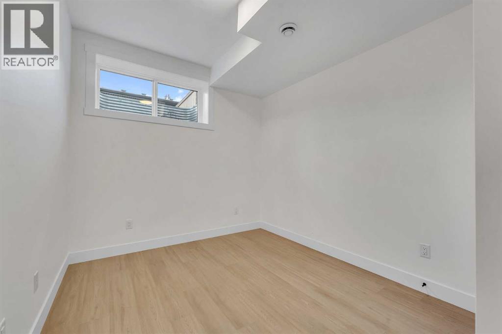 8718 34 Avenue Nw, Calgary, Alberta  T3B 1R7 - Photo 40 - A2270544