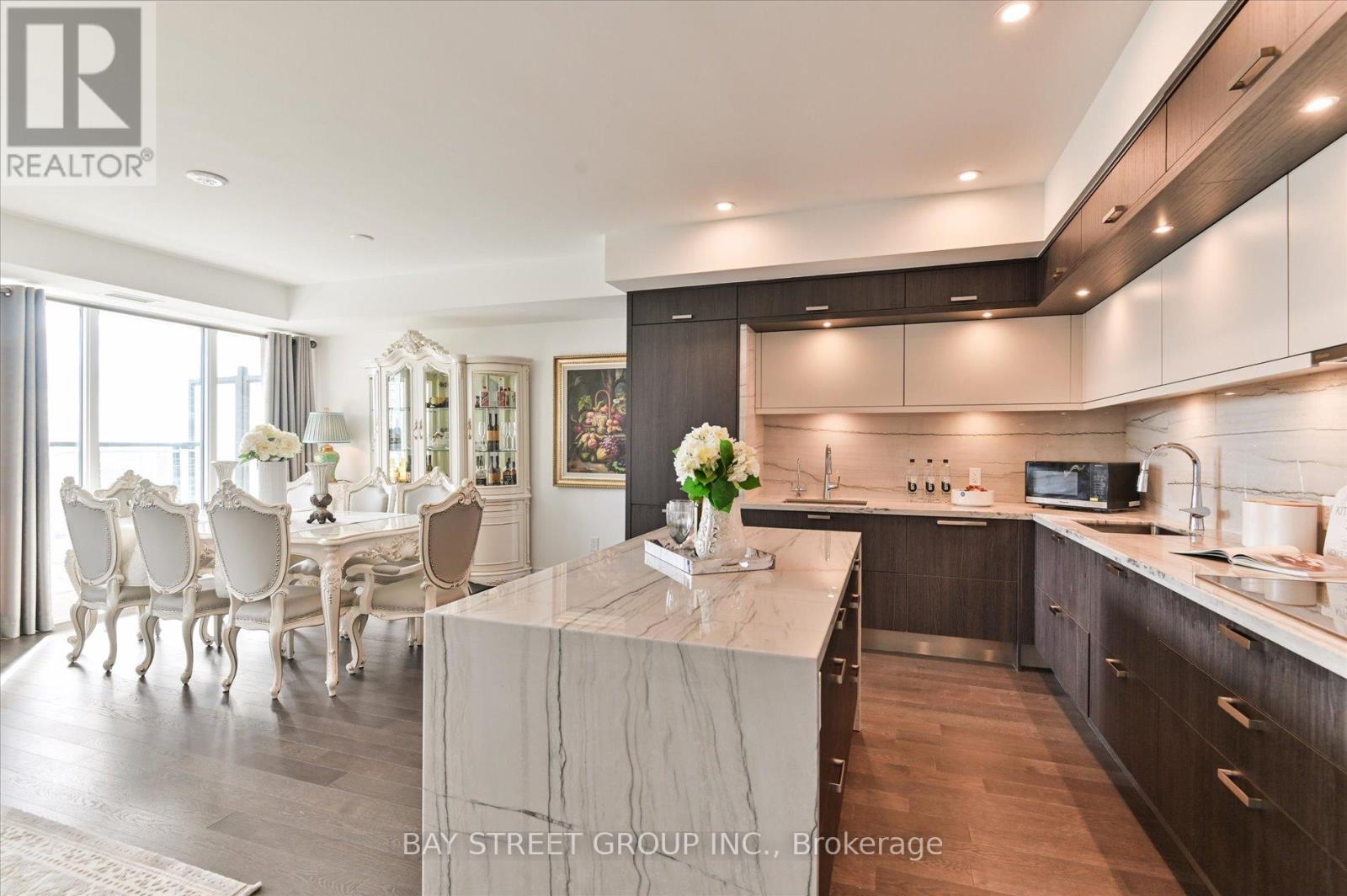 2707 - 30 Inn On The Park Drive, Toronto, Ontario  M3C 0P8 - Photo 15 - C12565160