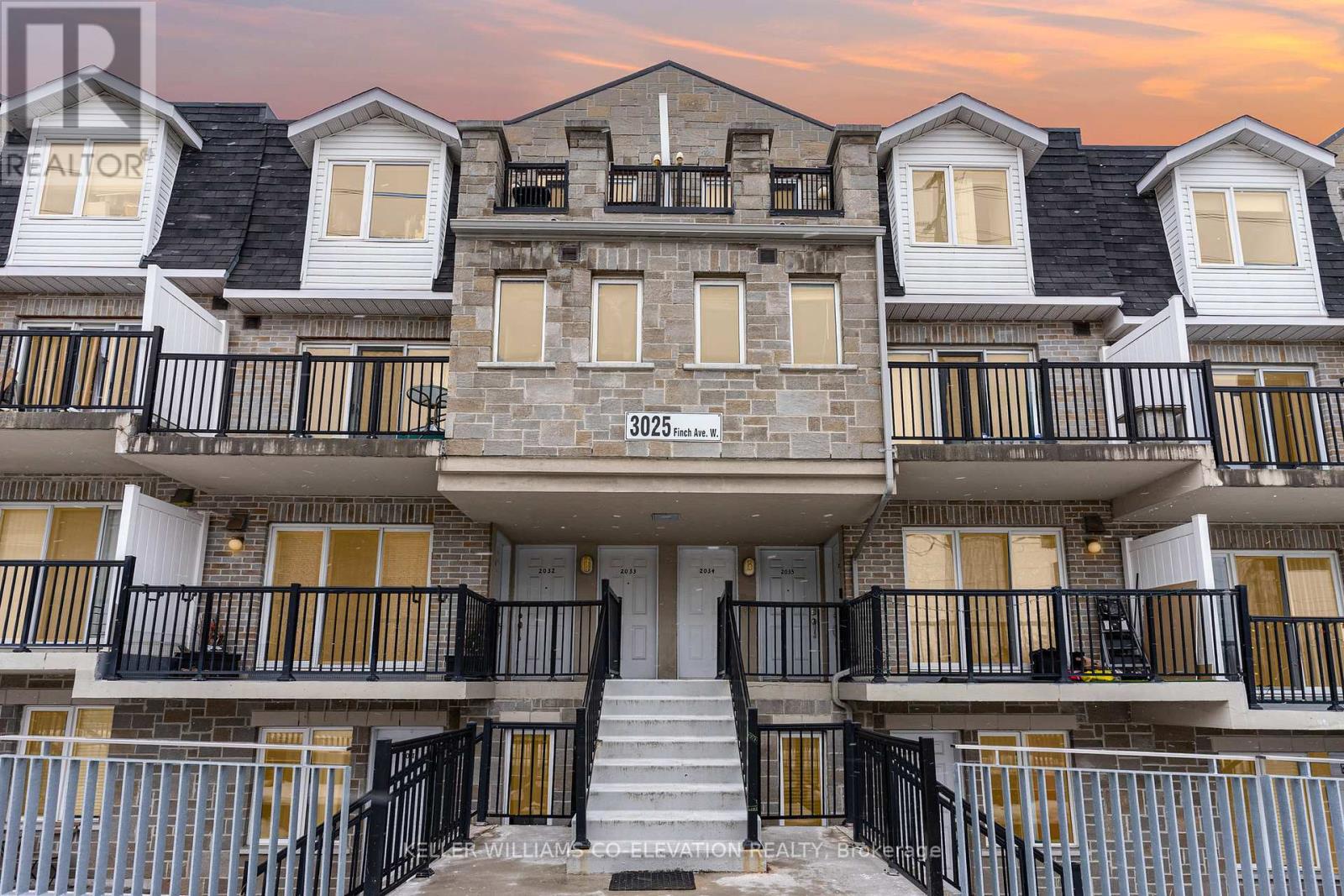 2034 - 3025 FINCH AVENUE W, Toronto, Ontario