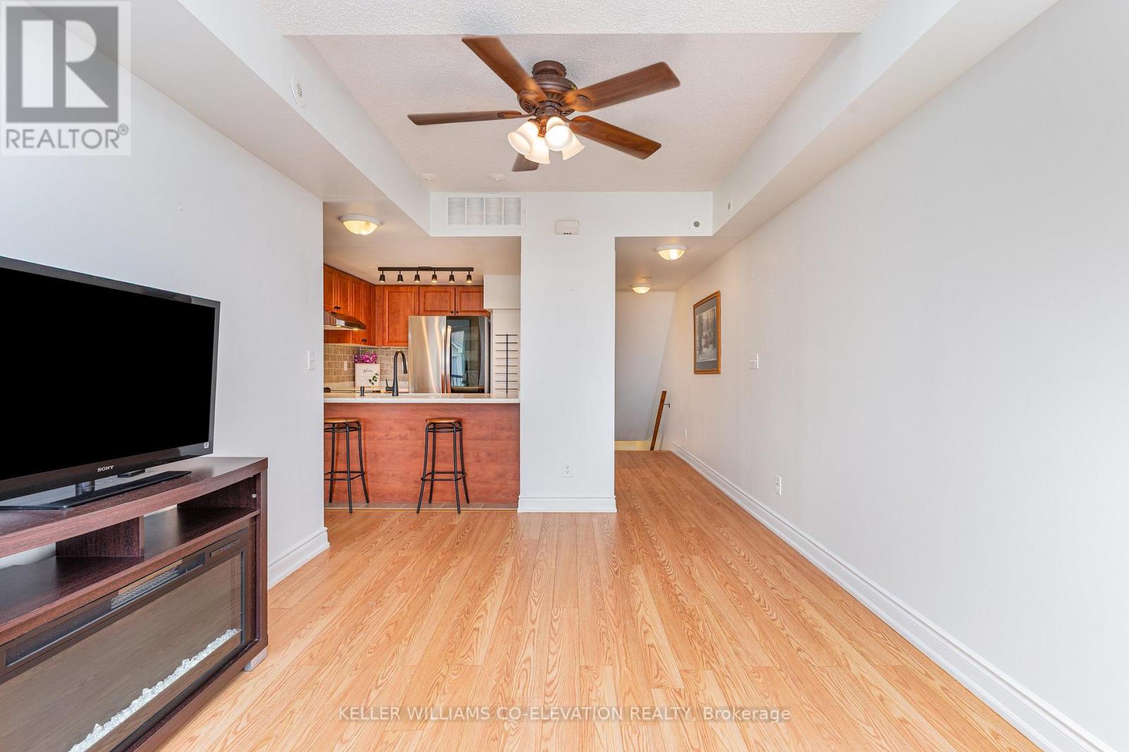 2034 - 3025 Finch Avenue W, Toronto, Ontario  M9M 0A2 - Photo 14 - W12565172