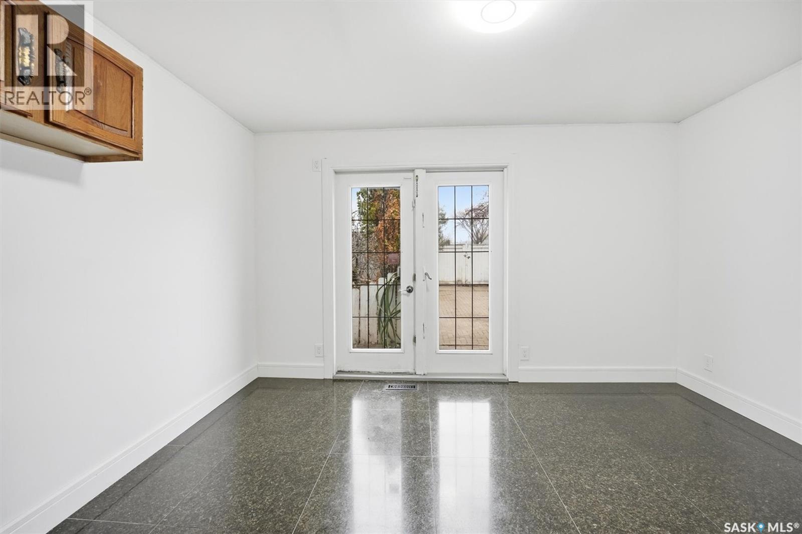 1424 Faulkner Crescent, Saskatoon, Saskatchewan  S7L 3R4 - Photo 12 - SK024485